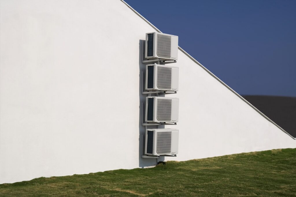 AC condenser